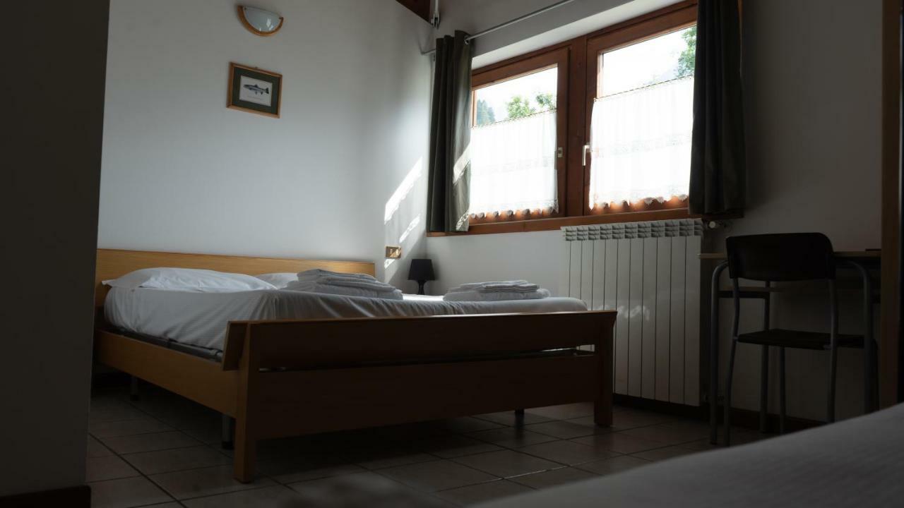Due Parchi B&B Vezza dʼOglio Camera foto